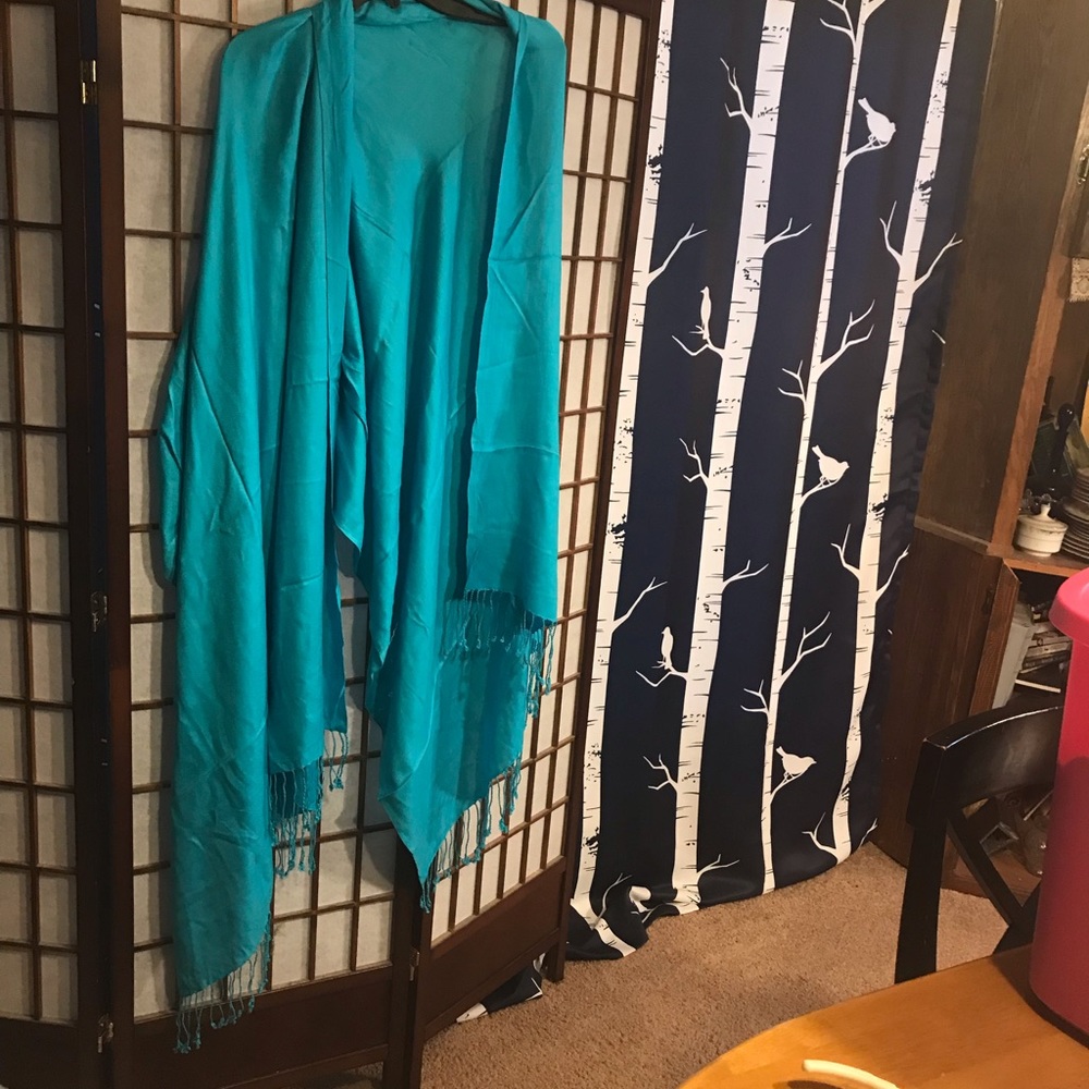 Turcoise lg pashmina w/Fringe